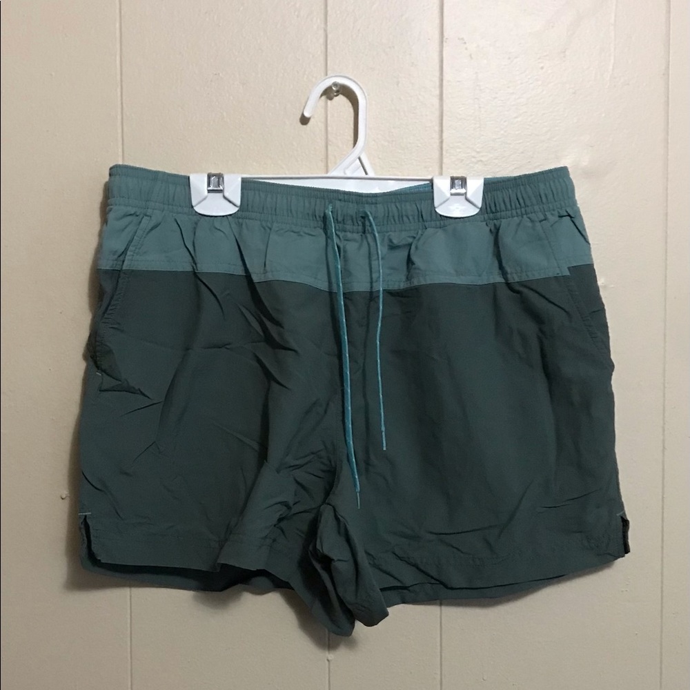 Columbia Athletic Shorts